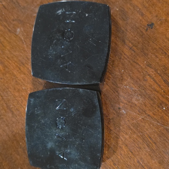 (J52) 2 Avon Eye Shadow Duo - Cream and Brown - Picture 3 of 5